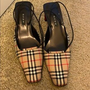 Cute plaid shoes.